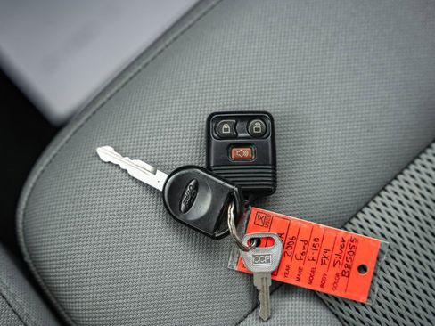 Used 2006 Ford F150 FX4 image 42