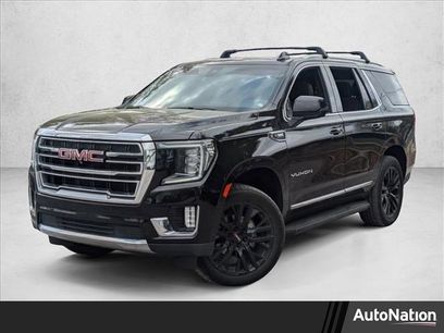 Used 2022 GMC Yukon SLT w/ SLT Premium Package