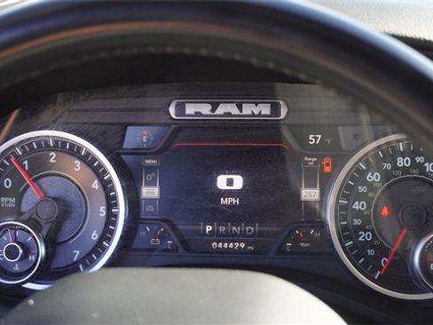 Used 2022 RAM 1500 Big Horn image 32