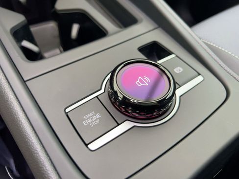 New 2026 Volkswagen Tiguan SE R-Line image 18