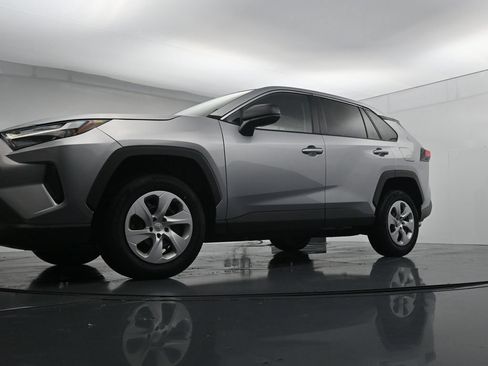 Used 2024 Toyota RAV4 LE AWD/4WD image 34