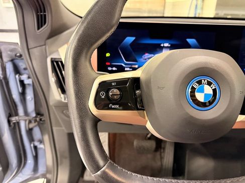 Used 2024 BMW iX xDrive50 w/ Premium Package AWD/4WD image 13