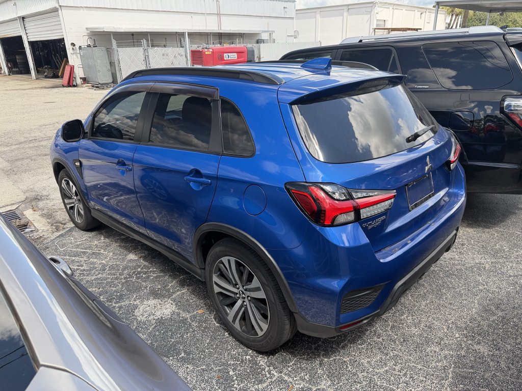 Used 2021 Mitsubishi Outlander Sport ES FWD image 5