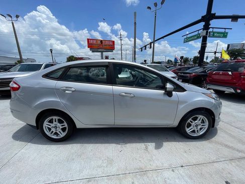 Used 2019 Ford Fiesta SE FWD image 14