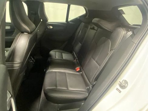 Used 2026 Volvo XC40 B5 Plus AWD/4WD image 13
