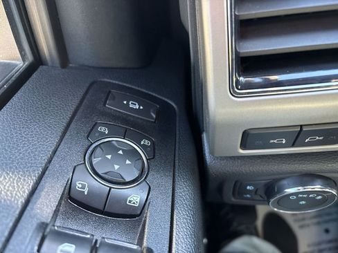 Used 2021 Ford F250 Lariat w/ Lariat Ultimate Package image 41