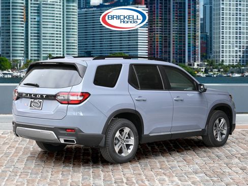 New 2026 Honda Pilot EX-L image 5