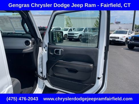 Certified 2025 Jeep Wrangler Unlimited Sahara w/ Safety Group AWD/4WD image 20