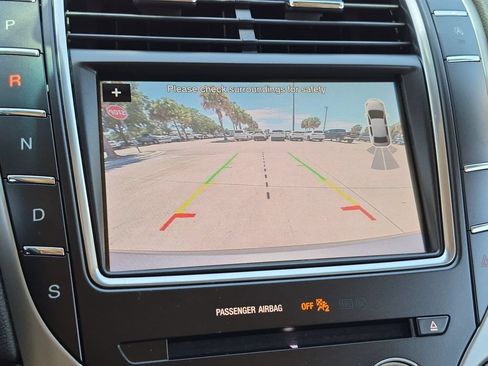 Used 2019 Lincoln Nautilus Reserve w/ Class II Trailer Tow Package FWD image 16