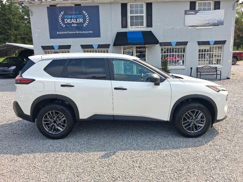 Used 2023 Nissan Rogue S FWD image 6