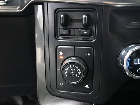 Used 2021 Ford F150 Lariat w/ Equipment Group 502A High AWD/4WD image 28