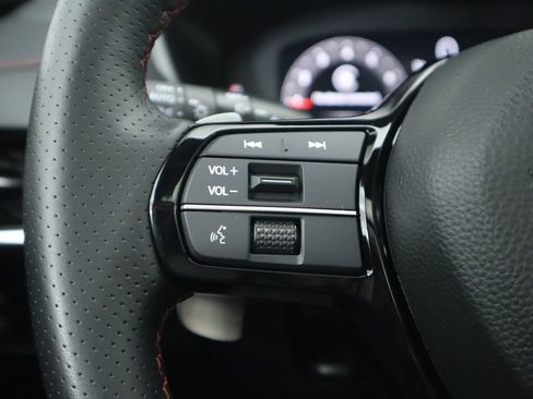 Certified 2025 Acura ADX A-Spec image 11