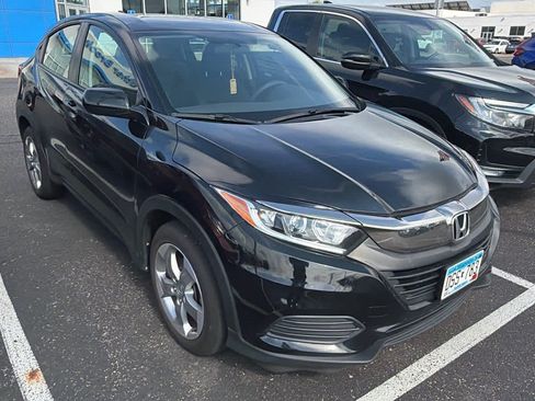 Used 2019 Honda HR-V LX image 3