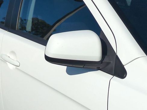 Used 2014 Mitsubishi Lancer SE image 12