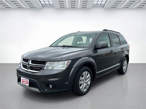 Used 2019 Dodge Journey SE w/ Premium Group image 8