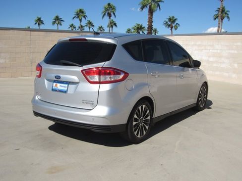 Used 2018 Ford C-MAX Titanium w/ Equipment Group 301A image 5