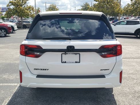 Used 2025 Honda Odyssey Sport-L image 6