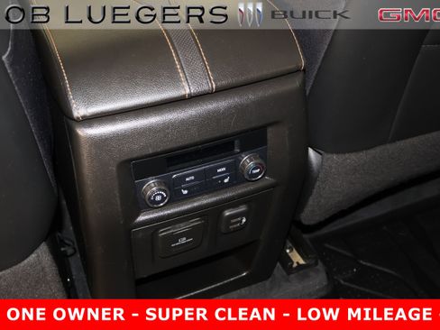 Certified 2020 Chevrolet Traverse Premier w/ Redline Edition image 14