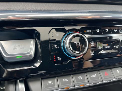 Used 2025 GMC Sierra 1500 Denali w/ Denali Reserve Package image 24