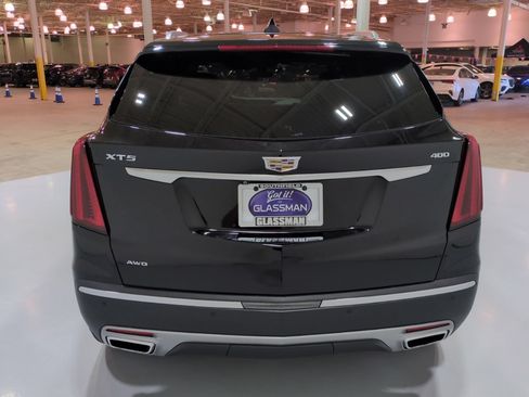 Used 2020 Cadillac XT5 Premium Luxury w/ LPO, Floor Liner Package AWD/4WD image 4