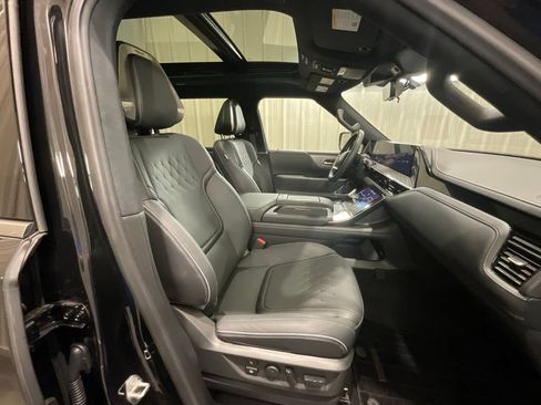 Used 2026 INFINITI QX80 Autograph w/ Premium Cargo Package AWD/4WD image 14