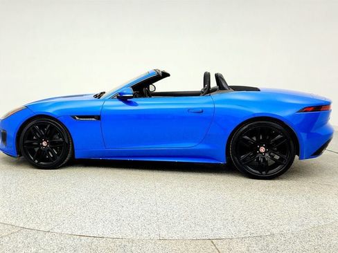Used 2018 Jaguar F-TYPE R-Dynamic RWD image 8