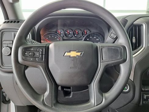 Used 2025 Chevrolet Silverado 1500 W/T w/ WT Value Package RWD image 10