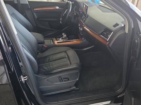 Used 2021 Audi Q5 2.0T Premium Plus AWD/4WD image 16