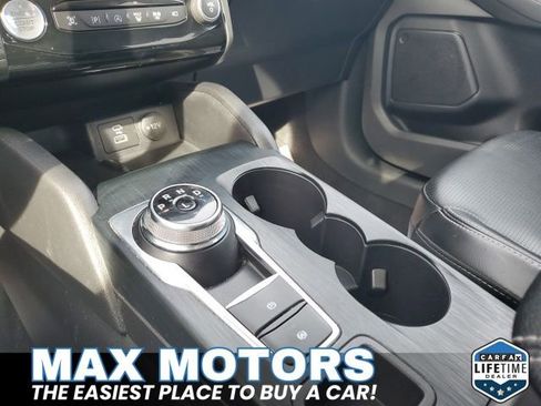 Certified 2023 Ford Escape Platinum AWD/4WD image 33