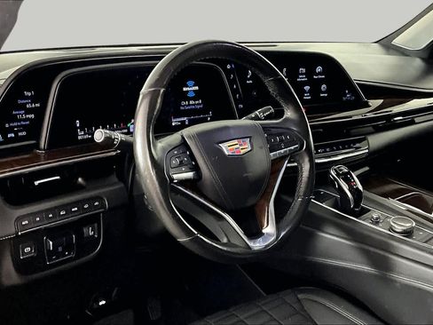 Used 2021 Cadillac Escalade Sport Platinum AWD/4WD image 17