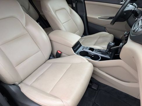 Used 2016 Hyundai Tucson Limited FWD image 22