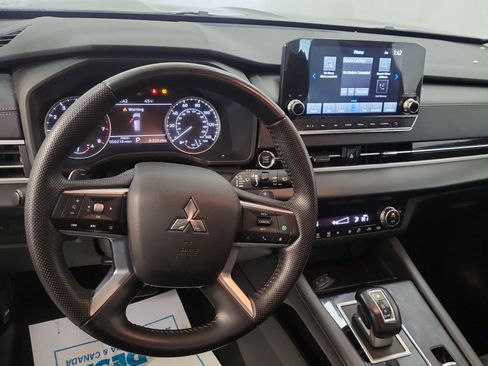 Used 2023 Mitsubishi Outlander Ralliart AWD/4WD image 8