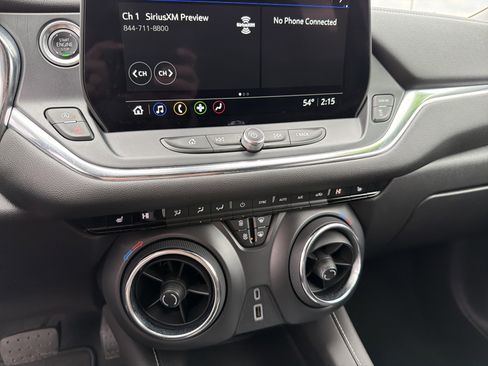 Used 2025 Chevrolet Blazer LT image 8