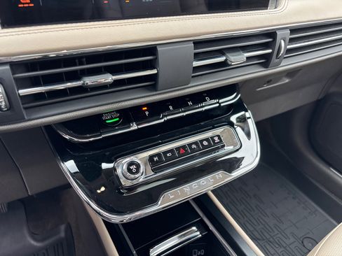 Certified 2023 Lincoln Corsair AWD w/ Equipment Group 101A image 22