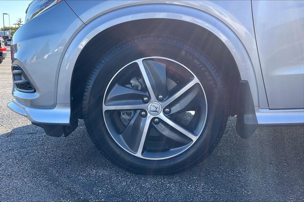 Used 2020 Honda HR-V Touring image 9