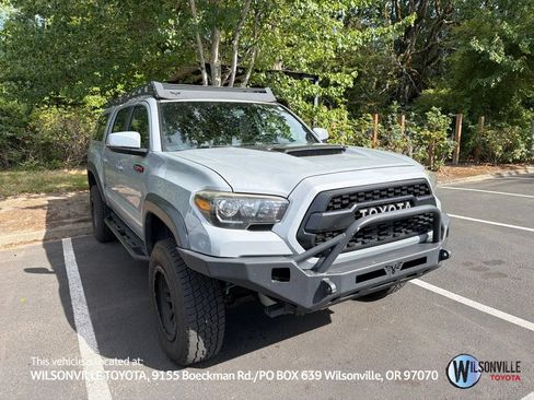 Used 2017 Toyota Tacoma TRD Pro AWD/4WD image 1