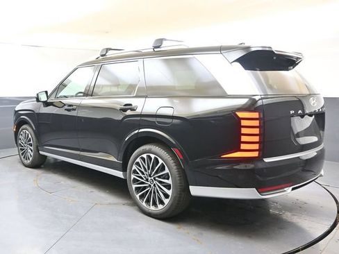 Used 2026 Hyundai Palisade Calligraphy AWD/4WD image 3