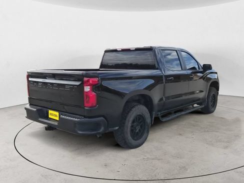 Used 2023 Chevrolet Silverado 1500 LT AWD/4WD image 5