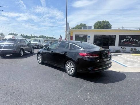 Used 2016 Kia Optima LX w/ Option Group 014 FWD image 6