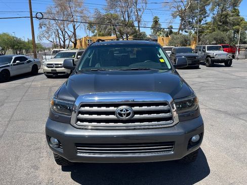 Used 2014 Toyota Sequoia SR5 AWD/4WD image 50