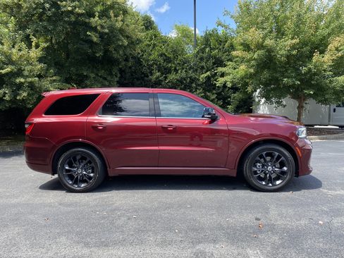 Used 2022 Dodge Durango R/T w/ Blacktop Package AWD/4WD image 10