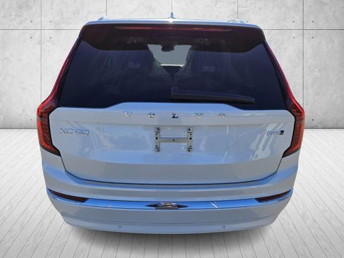 New 2026 Volvo XC90 B6 Plus w/ Protection Package Premier image 6