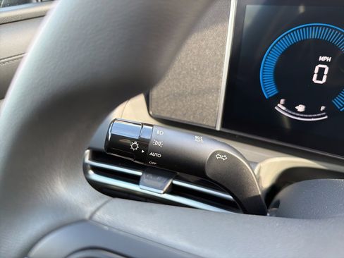 New 2026 Hyundai Tucson SE image 29