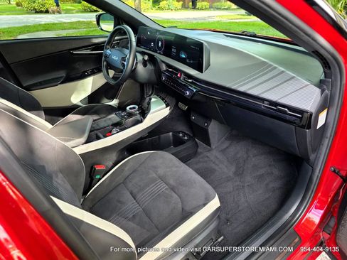 Used 2024 Kia EV6 GT-Line image 36