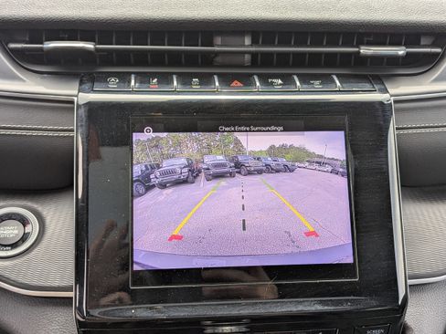 Certified 2023 Jeep Grand Cherokee L Laredo RWD image 25