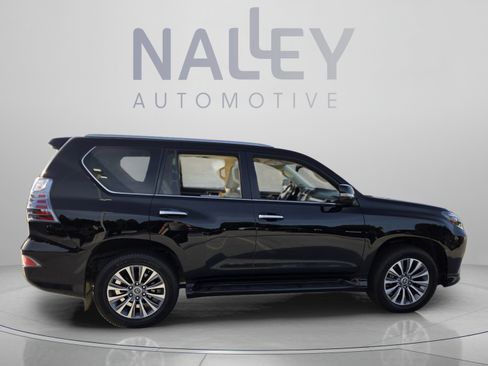 Used 2021 Lexus GX 460 Luxury w/ Accessory Package AWD/4WD image 6