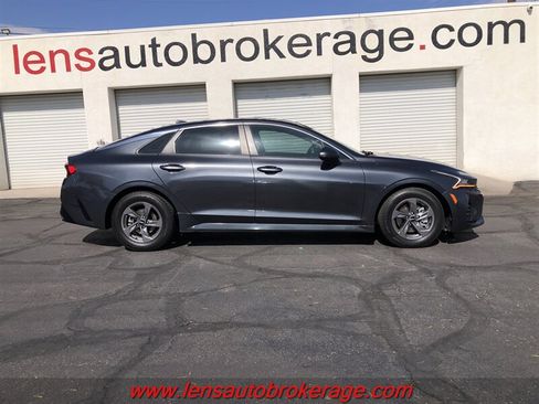 Used 2022 Kia K5 LXS FWD image 1