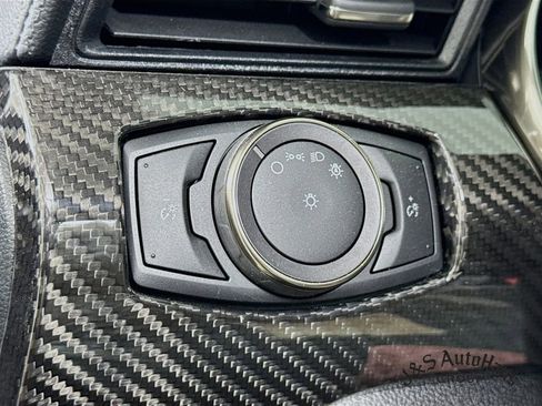 Used 2022 Ford Mustang Shelby GT500 w/ Carbon Fiber Track Pack image 10