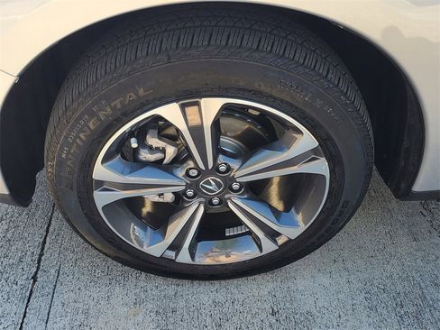 Used 2024 Acura RDX SH-AWD w/ Advance Package image 4