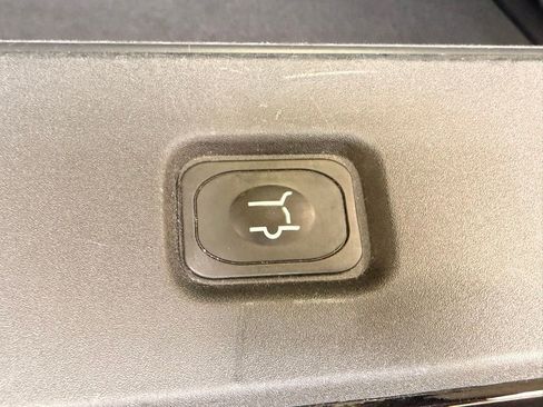 Used 2025 Ford Expedition Max Active image 10